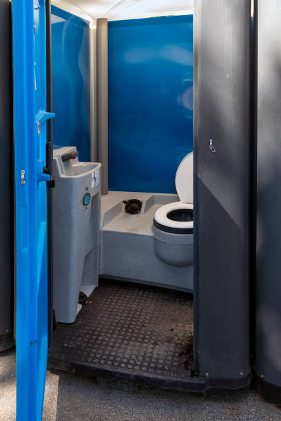 Best Luxury portable toilet rental  in New River, AZ